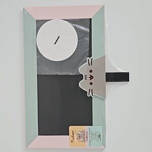 BN Pusheen Box Exclusive Chalkboard
